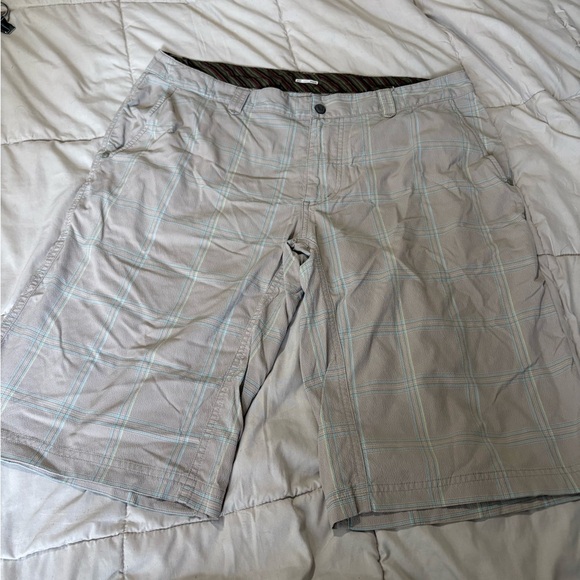 lululemon athletica Other - Lululemon men’s long shorts grey plaid size 36 lightweight vintage